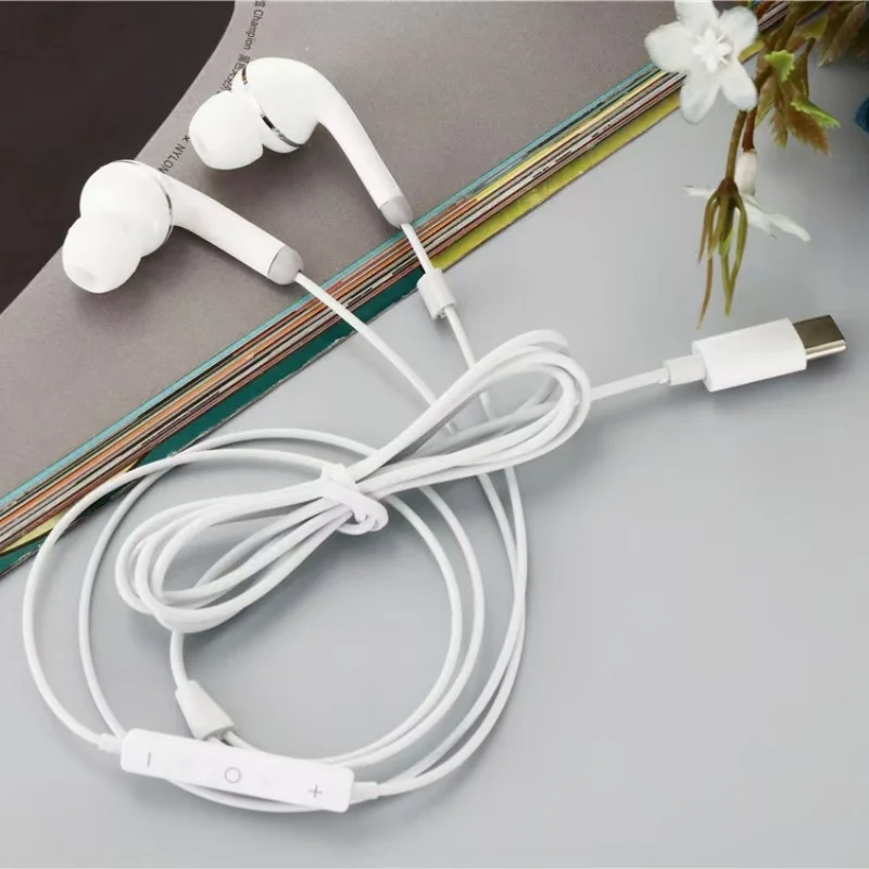 Type-C Wired Stereo Earbuds with Microphone - Image 1