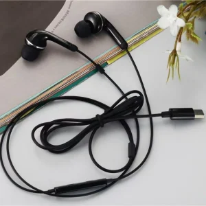 Type-C Wired Stereo Earbuds with Microphone - Thumbnail Image 2
